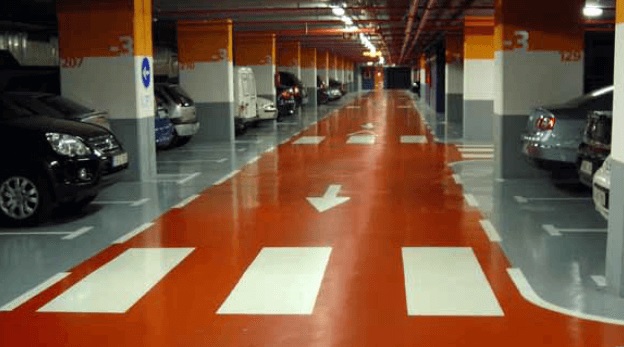 Pavimentos continuos de resina epoxi. Pavimento en aparcamiento.