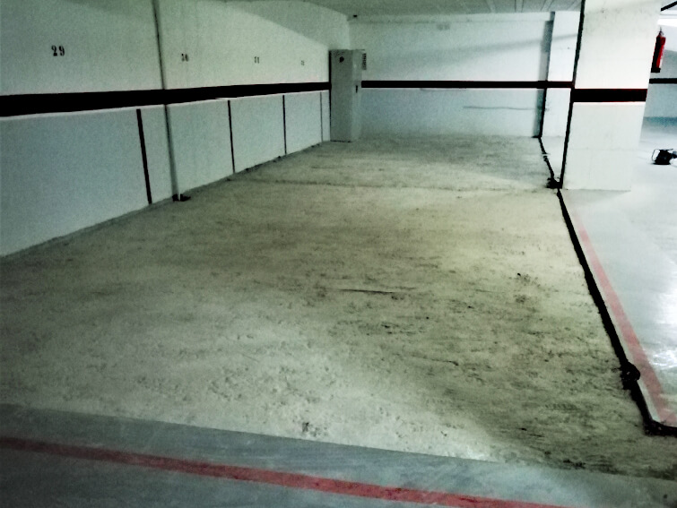 Reparación de baches en pavimentos: primer paso.